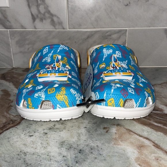 WDW Disney World 50th Anniversary Cinderella Castle CROCS Sz M 8 W 10 Vault NEW - Picture 9 of 12